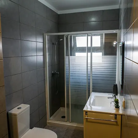 Hotel De Casa Em Faro